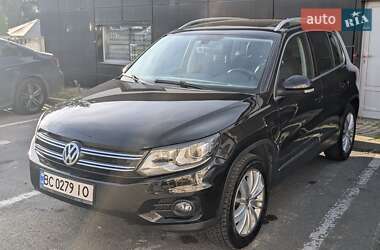 Внедорожник / Кроссовер Volkswagen Tiguan 2015 в Львове