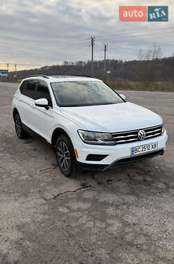 Внедорожник / Кроссовер Volkswagen Tiguan 2018 в Львове
