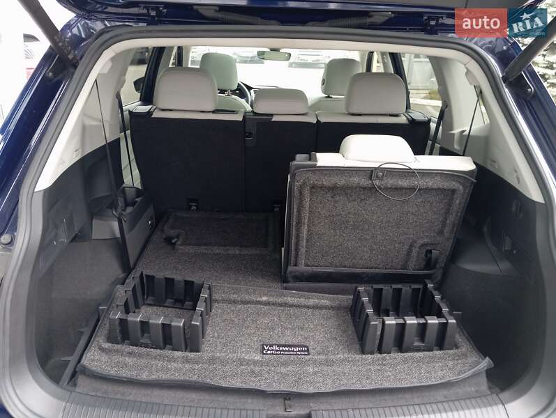 Внедорожник / Кроссовер Volkswagen Tiguan 2023 в Киеве