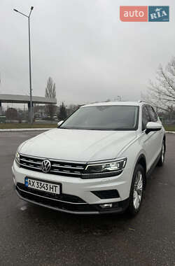 Позашляховик / Кросовер Volkswagen Tiguan 2019 в Харкові