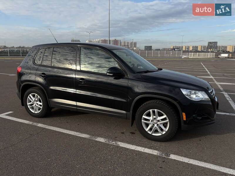 Volkswagen Tiguan 2011