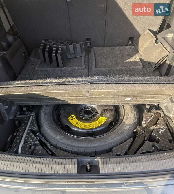 Внедорожник / Кроссовер Volkswagen Tiguan 2022 в Миргороде