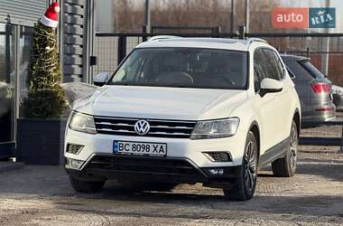 Позашляховик / Кросовер Volkswagen Tiguan 2017 в Львові