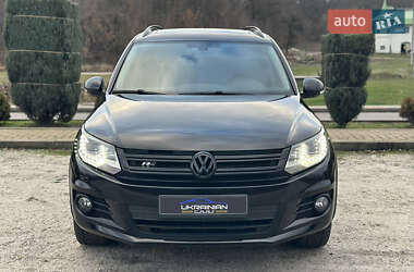 Позашляховик / Кросовер Volkswagen Tiguan 2017 в Дніпрі