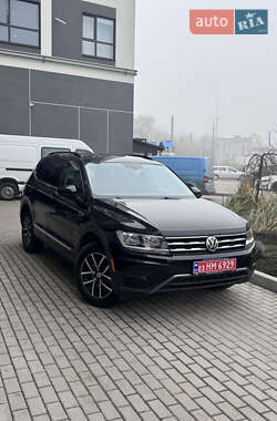Внедорожник / Кроссовер Volkswagen Tiguan 2022 в Ровно