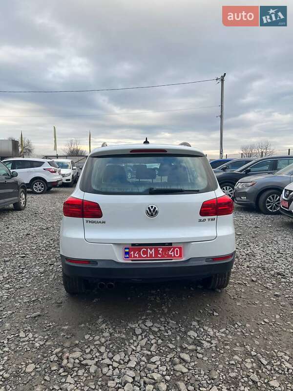 Позашляховик / Кросовер Volkswagen Tiguan 2015 в Львові