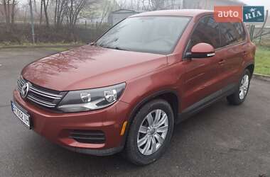Внедорожник / Кроссовер Volkswagen Tiguan 2012 в Каменец-Подольском