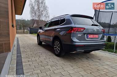 Внедорожник / Кроссовер Volkswagen Tiguan 2019 в Ровно