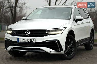 Внедорожник / Кроссовер Volkswagen Tiguan 2024 в Каменском
