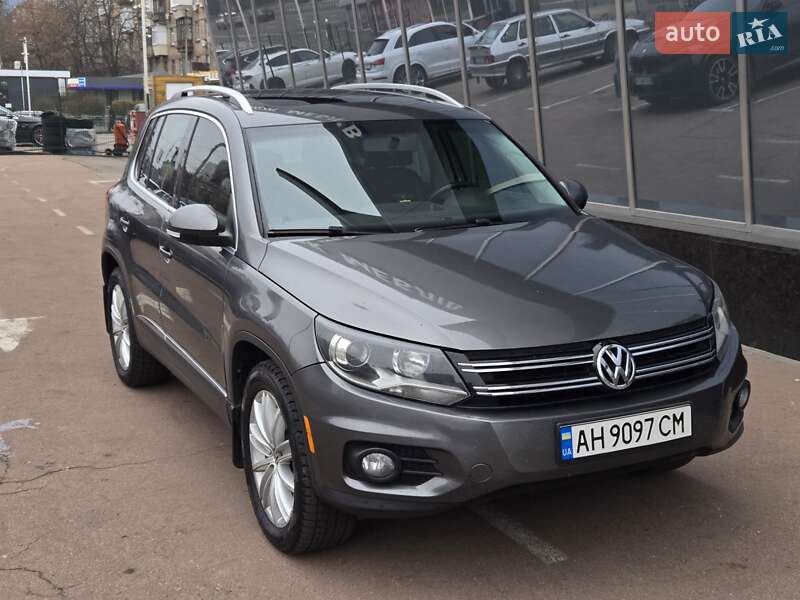 Volkswagen Tiguan 2015