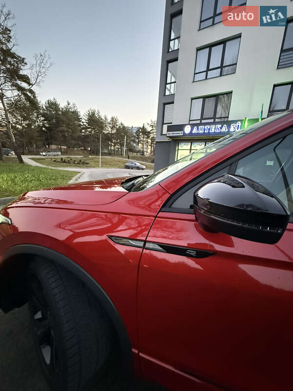 Внедорожник / Кроссовер Volkswagen Tiguan 2023 в Новояворовске фото 21 Внедорожник / Кроссовер Volkswagen Tiguan 2023 в Новояворовске