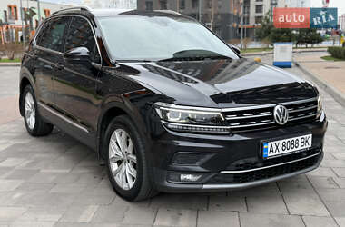 Внедорожник / Кроссовер Volkswagen Tiguan 2018 в Киеве