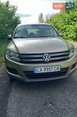 Внедорожник / Кроссовер Volkswagen Tiguan 2013 в Смеле