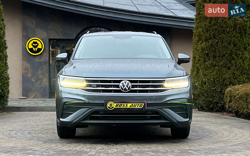 Внедорожник / Кроссовер Volkswagen Tiguan 2023 в Львове
