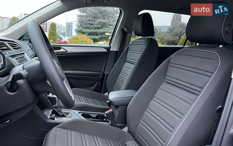 Внедорожник / Кроссовер Volkswagen Tiguan 2023 в Львове