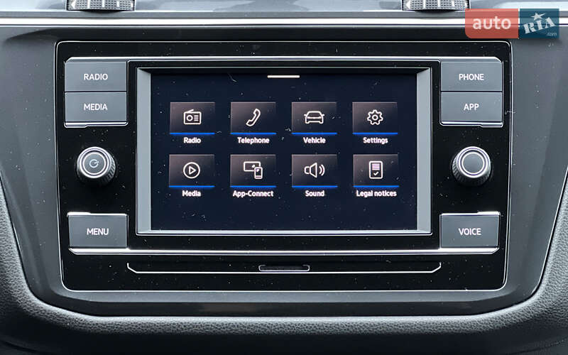 Внедорожник / Кроссовер Volkswagen Tiguan 2023 в Львове