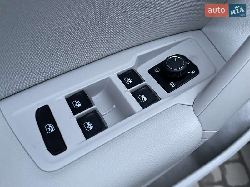 Внедорожник / Кроссовер Volkswagen Tiguan 2019 в Бердичеве