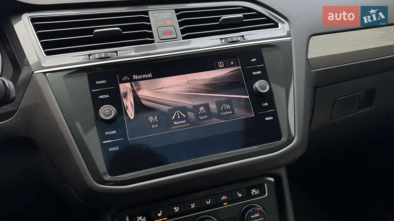 Позашляховик / Кросовер Volkswagen Tiguan 2019 в Києві фото 26 Позашляховик / Кросовер Volkswagen Tiguan 2019 в Києві