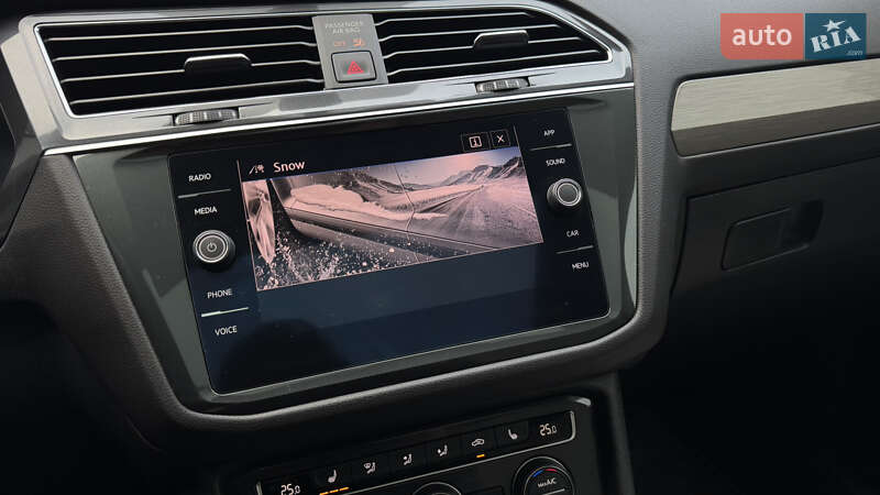 Позашляховик / Кросовер Volkswagen Tiguan 2019 в Києві фото 27 Позашляховик / Кросовер Volkswagen Tiguan 2019 в Києві
