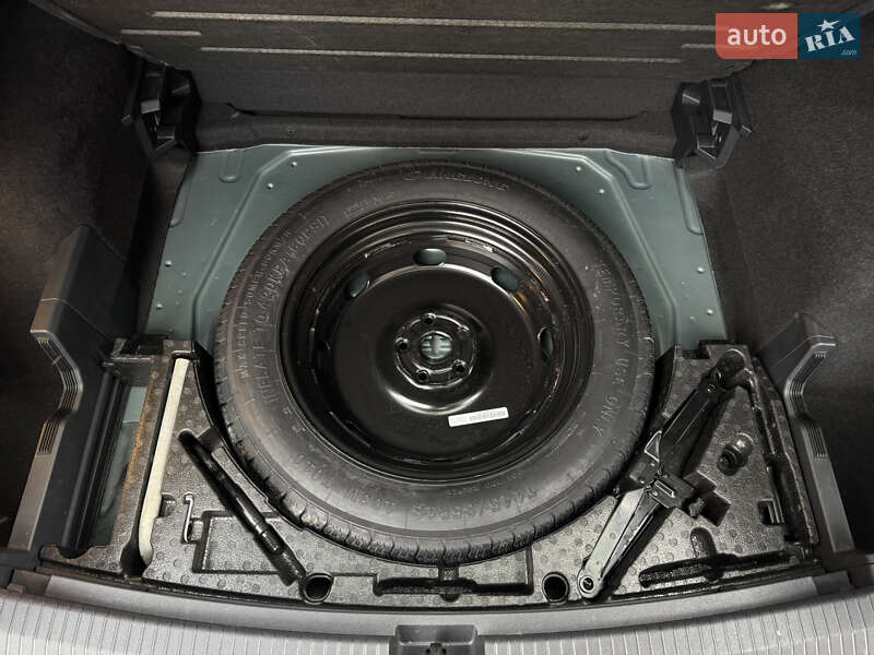 Позашляховик / Кросовер Volkswagen Tiguan 2019 в Києві фото 45 Позашляховик / Кросовер Volkswagen Tiguan 2019 в Києві