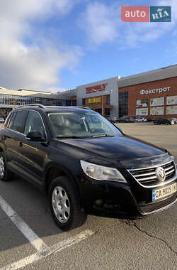 Внедорожник / Кроссовер Volkswagen Tiguan 2008 в Киеве