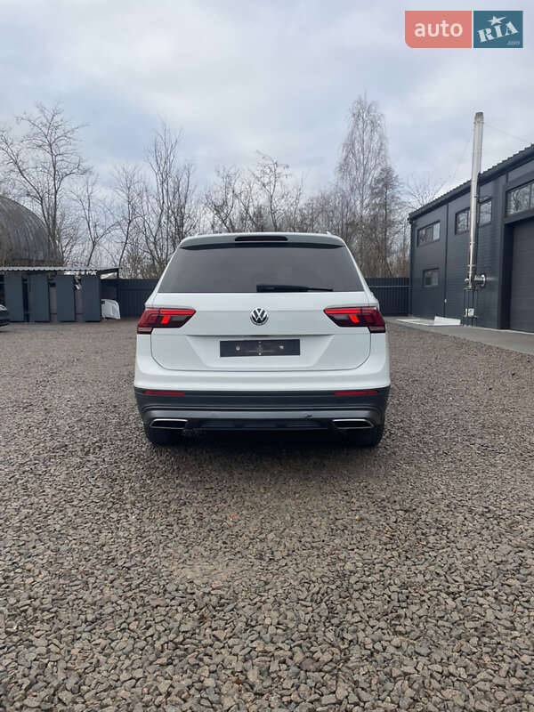 Внедорожник / Кроссовер Volkswagen Tiguan 2018 в Коростене