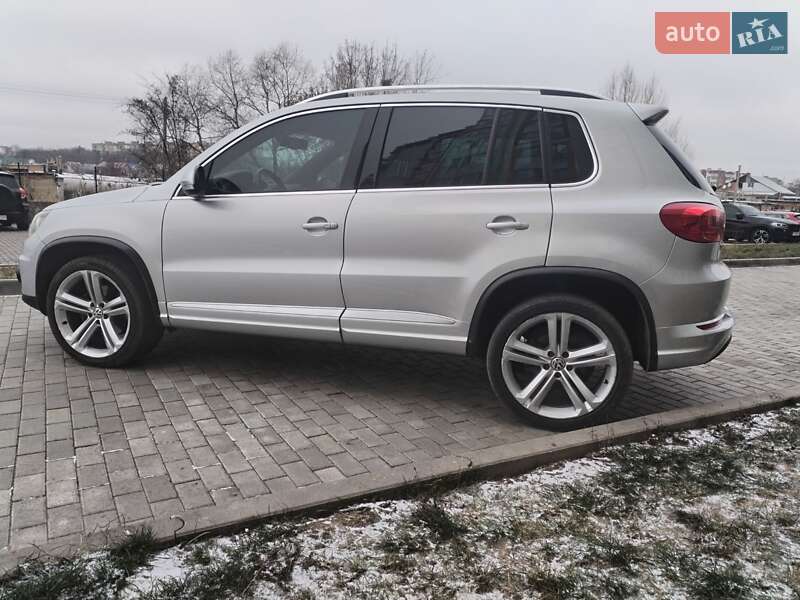 Внедорожник / Кроссовер Volkswagen Tiguan 2016 в Полтаве