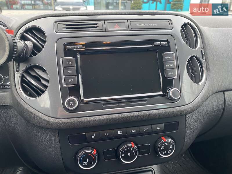 Внедорожник / Кроссовер Volkswagen Tiguan 2014 в Львове