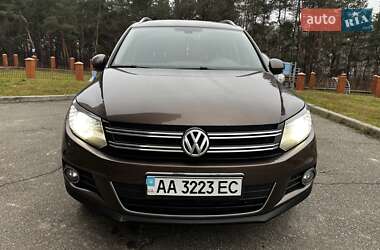 Внедорожник / Кроссовер Volkswagen Tiguan 2011 в Киеве