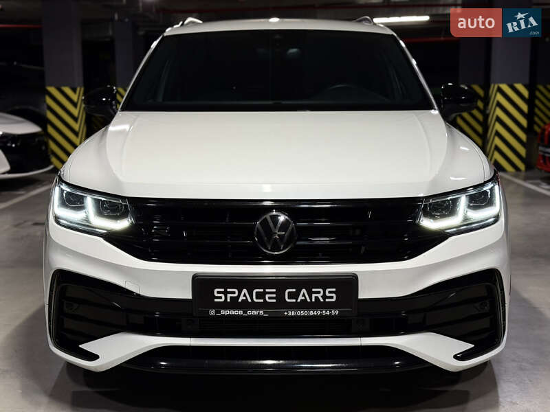 Внедорожник / Кроссовер Volkswagen Tiguan 2023 в Киеве