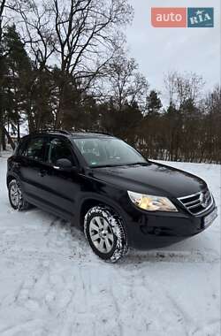 Позашляховик / Кросовер Volkswagen Tiguan 2009 в Кролевці