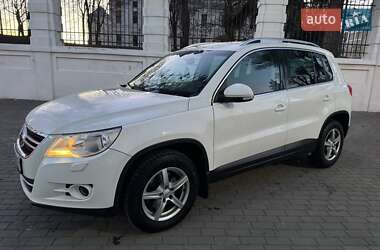 Позашляховик / Кросовер Volkswagen Tiguan 2009 в Вишнівці