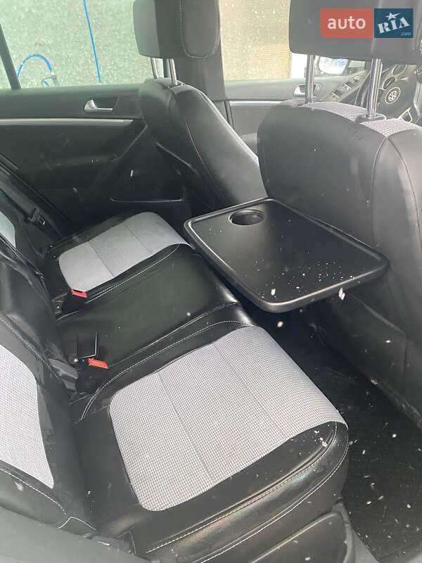 Внедорожник / Кроссовер Volkswagen Tiguan 2015 в Ивано-Франковске