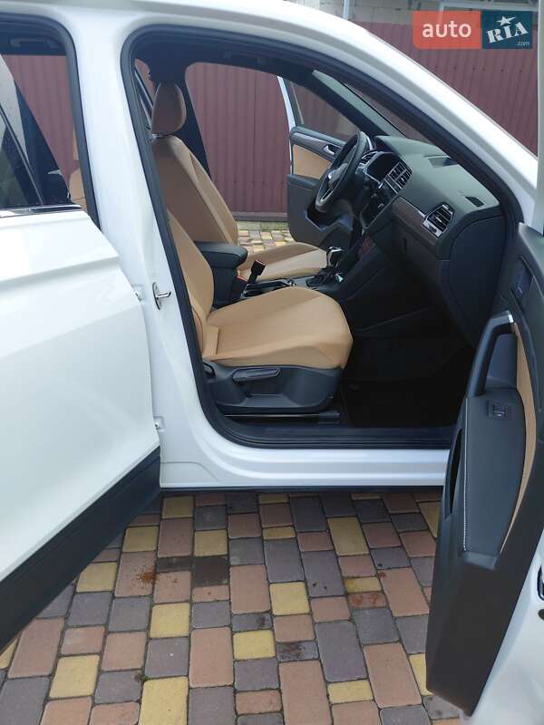 Позашляховик / Кросовер Volkswagen Tiguan 2024 в Києві