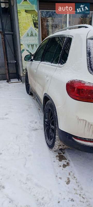 Внедорожник / Кроссовер Volkswagen Tiguan 2013 в Кривом Роге