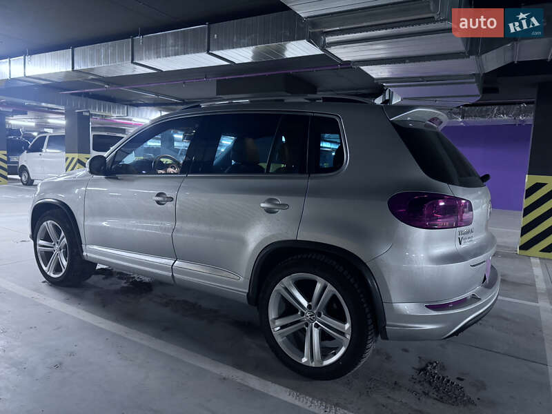 Внедорожник / Кроссовер Volkswagen Tiguan 2016 в Ивано-Франковске