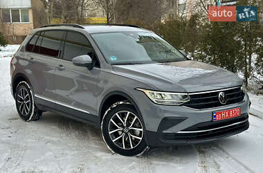 Позашляховик / Кросовер Volkswagen Tiguan 2021 в Івано-Франківську