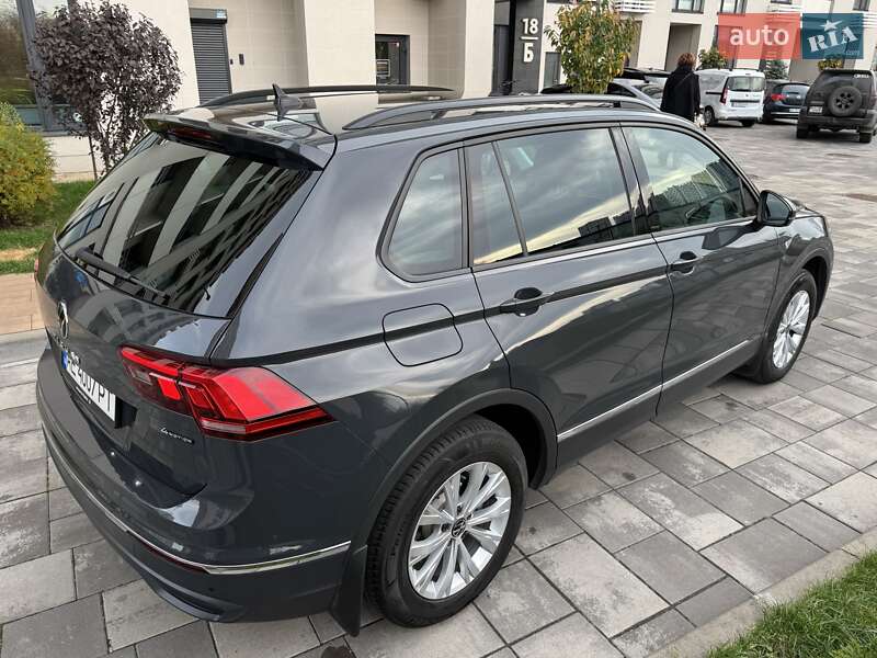 Внедорожник / Кроссовер Volkswagen Tiguan 2021 в Киеве