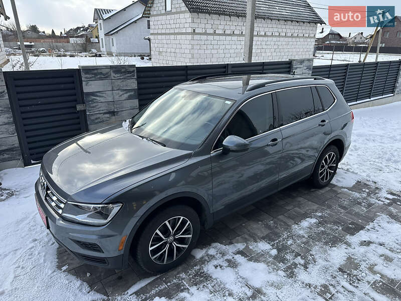 Внедорожник / Кроссовер Volkswagen Tiguan 2019 в Луцке