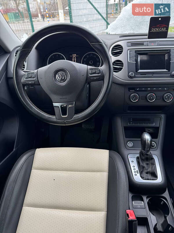 Внедорожник / Кроссовер Volkswagen Tiguan 2016 в Кропивницком