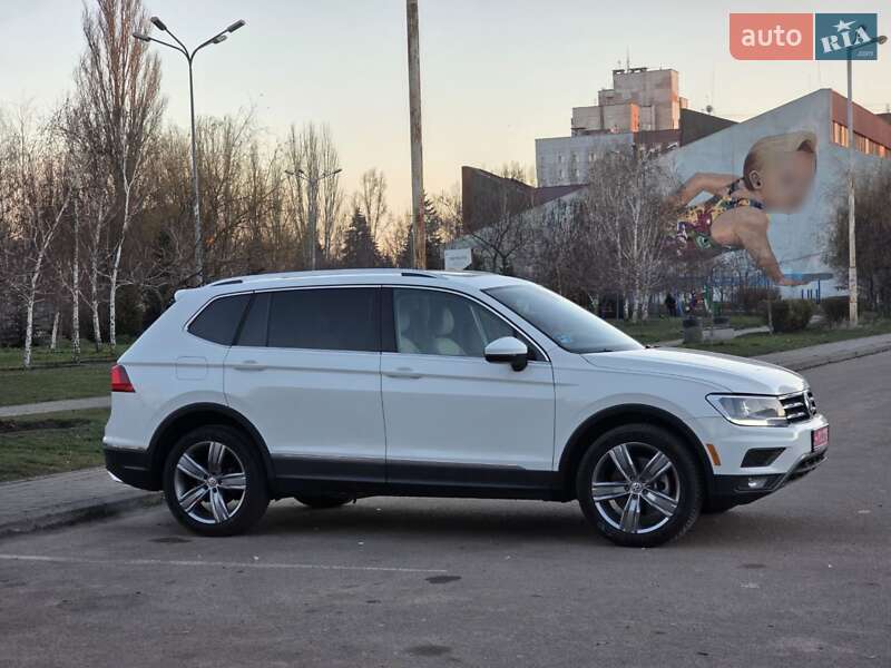 Позашляховик / Кросовер Volkswagen Tiguan 2020 в Кривому Розі фото 23 Позашляховик / Кросовер Volkswagen Tiguan 2020 в Кривому Розі