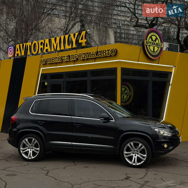 Внедорожник / Кроссовер Volkswagen Tiguan 2012 в Киеве
