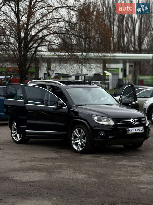 Внедорожник / Кроссовер Volkswagen Tiguan 2012 в Киеве