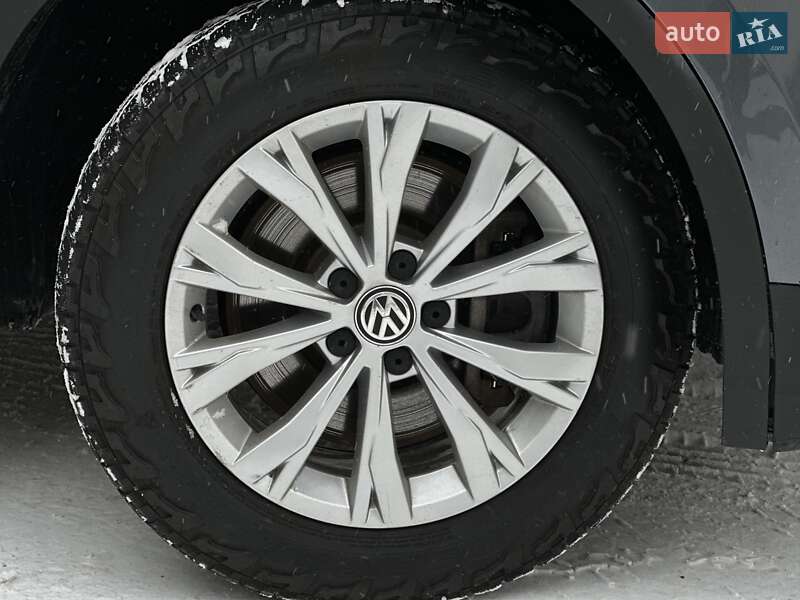 Внедорожник / Кроссовер Volkswagen Tiguan 2017 в Львове фото 29 Внедорожник / Кроссовер Volkswagen Tiguan 2017 в Львове
