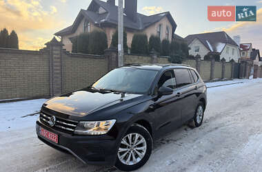 Позашляховик / Кросовер Volkswagen Tiguan 2018 в Рівному