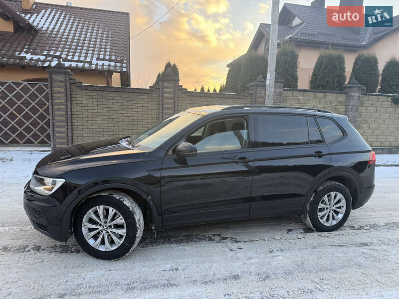 Внедорожник / Кроссовер Volkswagen Tiguan 2018 в Ровно