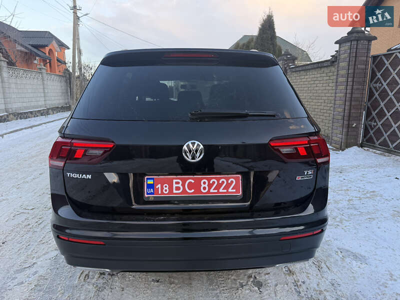 Внедорожник / Кроссовер Volkswagen Tiguan 2018 в Ровно