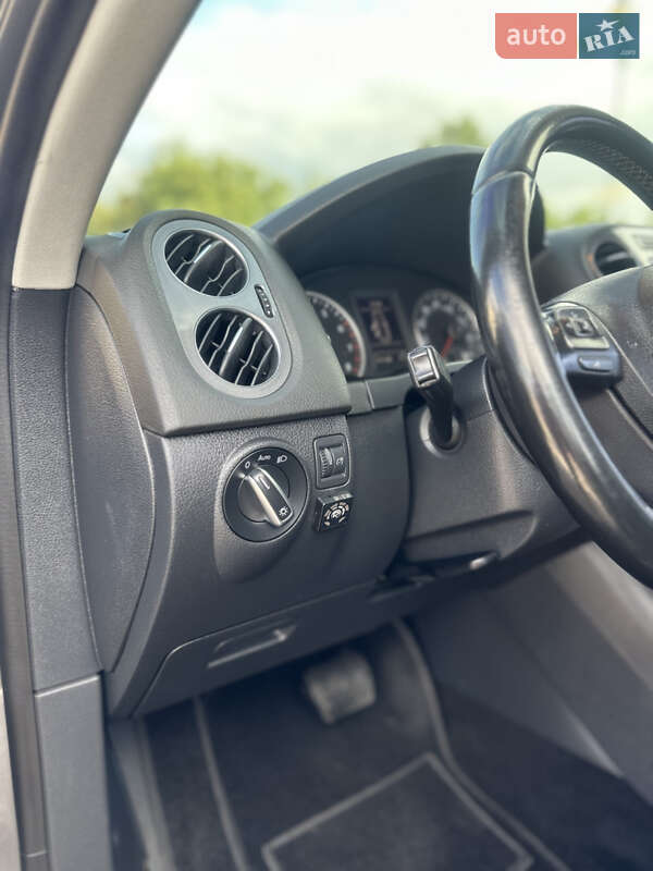 Внедорожник / Кроссовер Volkswagen Tiguan 2017 в Харькове фото 11 Внедорожник / Кроссовер Volkswagen Tiguan 2017 в Харькове