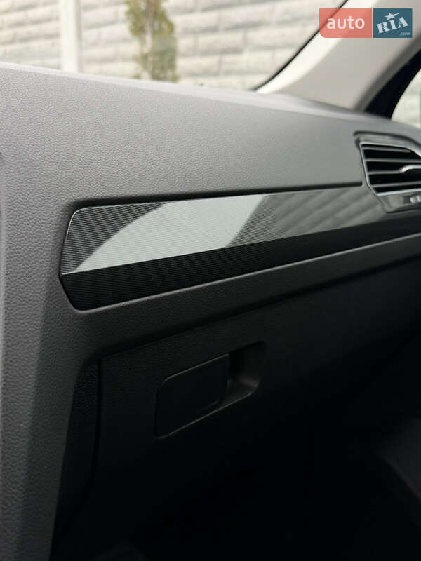 Внедорожник / Кроссовер Volkswagen Tiguan 2018 в Полтаве