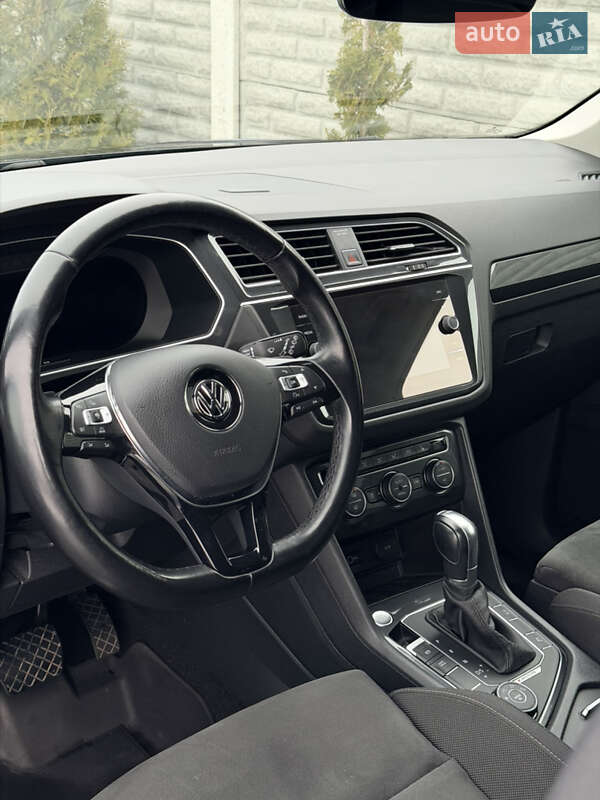 Внедорожник / Кроссовер Volkswagen Tiguan 2018 в Полтаве